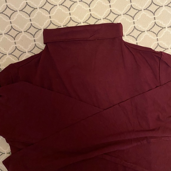 Burgundy long sleeve top - Picture 6 of 6